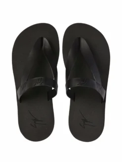 Men Giuseppe Zanotti Hydra Thong-strap Leather Sandals -Sebago || Giuseppe Zanotti || Castañer Shop 17713111 37312269 1000
