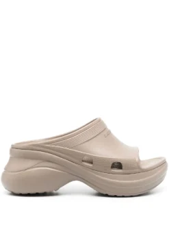 Sebago || Giuseppe Zanotti || Castañer Shop 8 Men Balenciaga Pool Crocs™ Slide Sandals